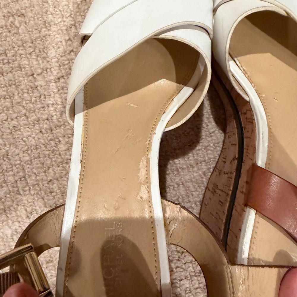 MICHAEL KORS CORK LEATHER PLATFORMS - Picture 6 of 9